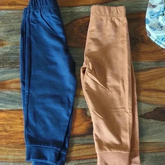 Carter's toddler matching sets - Picture 7 of 7